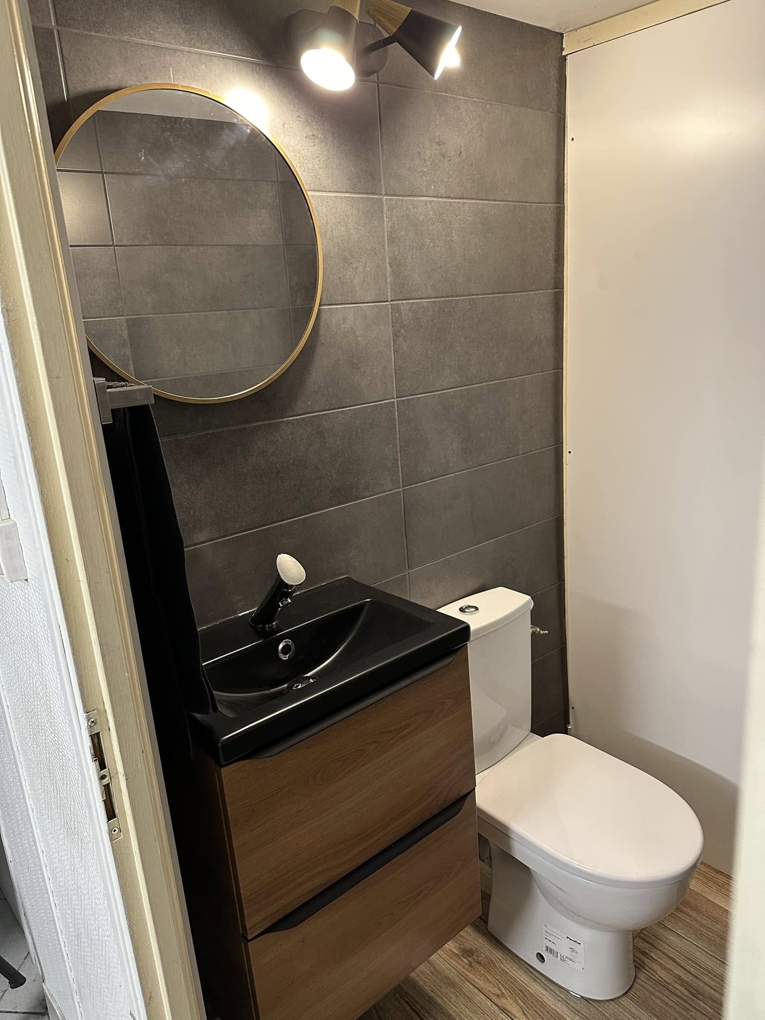 Rénovation de toilettes, photographie 3